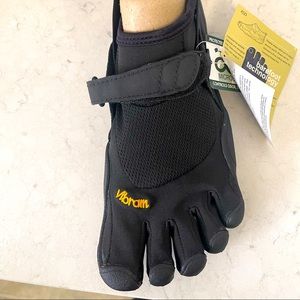 Vibram five fingers shoes